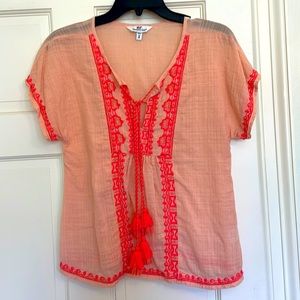 Women’s XXS (runs big) Vineyard Vines short sleeve casual linen shirt